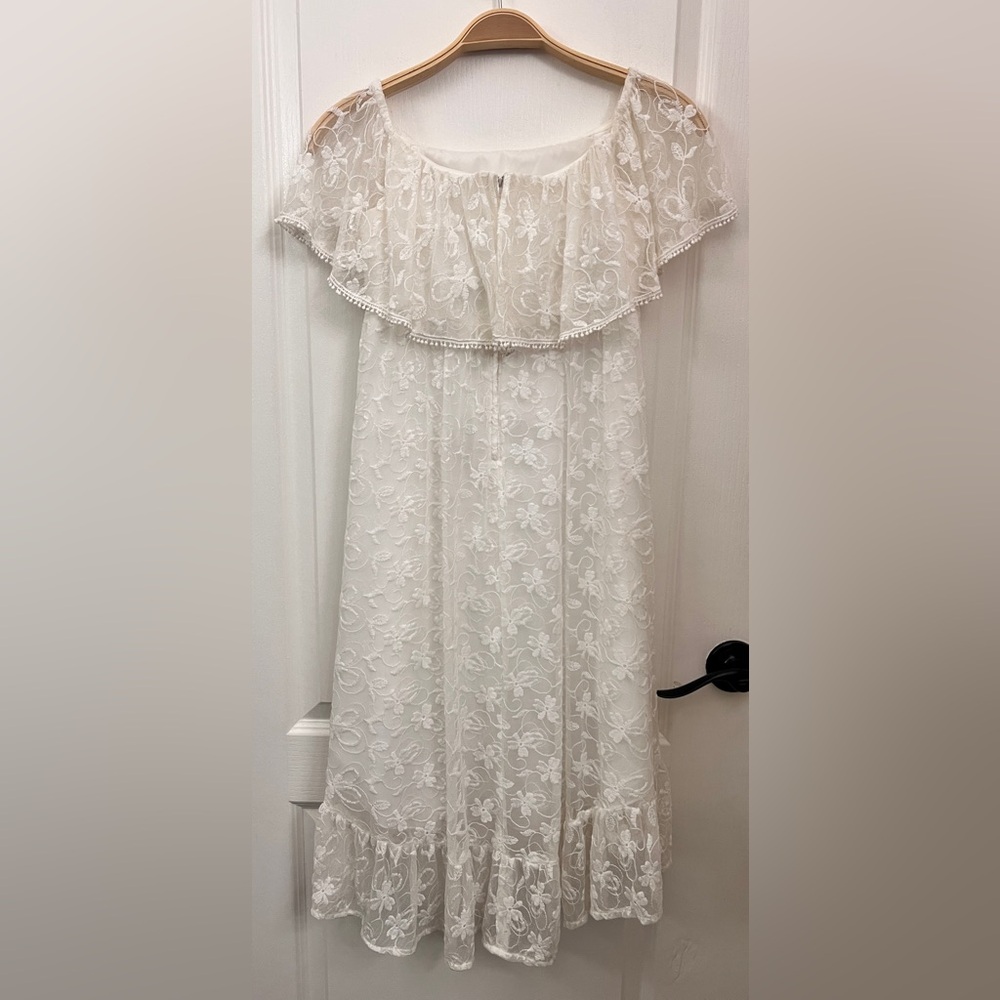 David’s Bridal White Lace Off-Shoulder Dress for Girls Size 8 - Picture 9 of 12